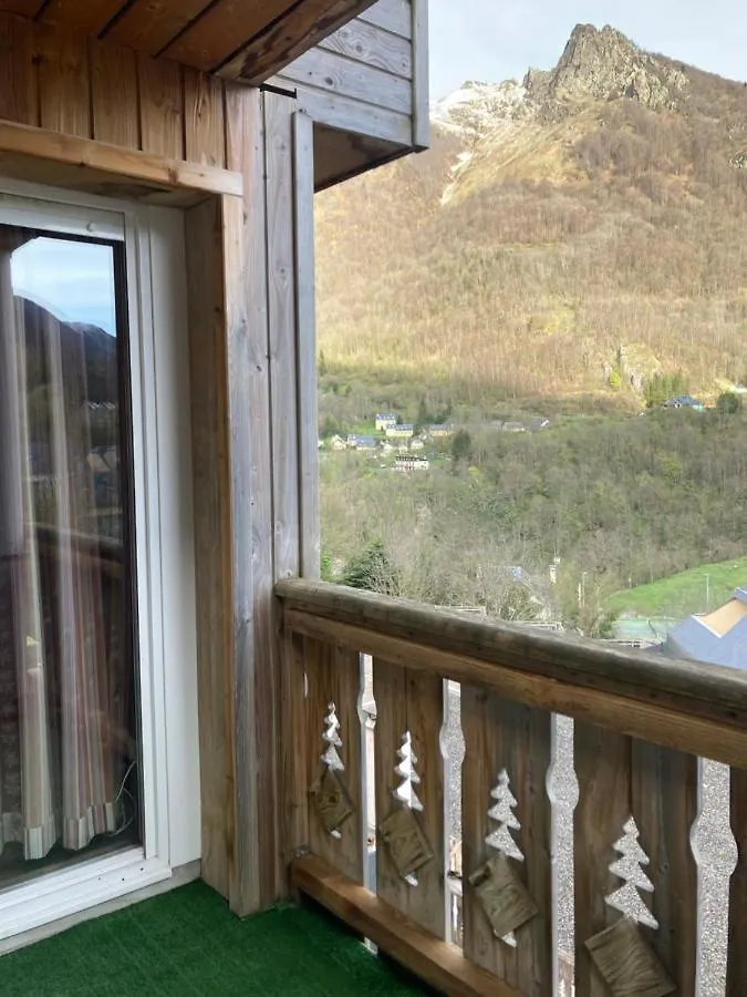 Appartement 4/6 Pers 38M2, Vue Montagne, Piscine Chauffee, 500M Centre Ville Cauterets Apartamento